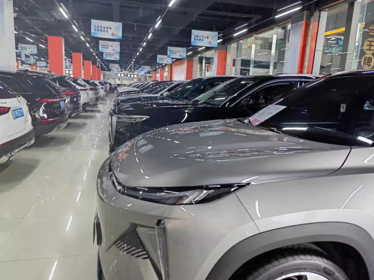 Qué opciones de autos usados ofrece Car One en Mar del Plata 7 autos usados en un concesionario atractivo