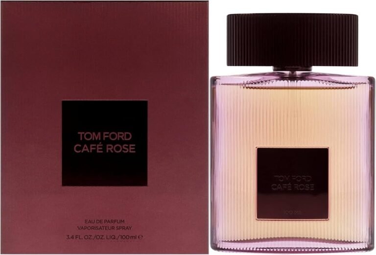 Qué características y opiniones tiene el perfume Tom Ford Café Rose 26 botella de perfume tom ford cafe rose