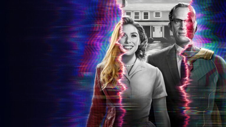 bruja escarlata y vision juntos en accion