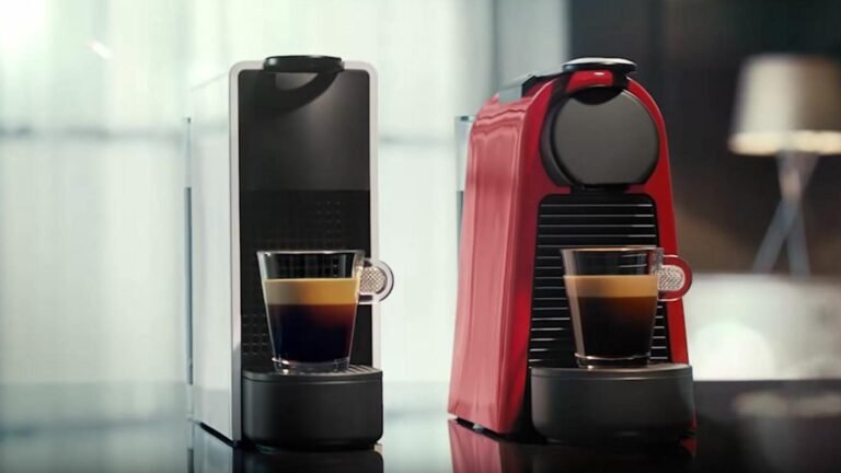Qué características y ventajas ofrece la cafetera Nespresso Essenza Mini roja 18 cafetera nespresso essenza mini roja en cocina