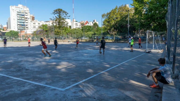 Dónde encontrar canchas de fútbol para festejar cumpleaños en Argentina 11 canchas de futbol al aire libre en argentina