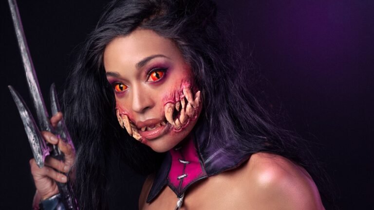 Cómo crear un increíble cosplay de Mileena de Mortal Kombat 27 cosplay de mileena en accion