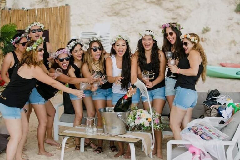 Qué elementos esenciales incluir en un cotillón para despedida de soltero 19 diversion en una fiesta de despedida