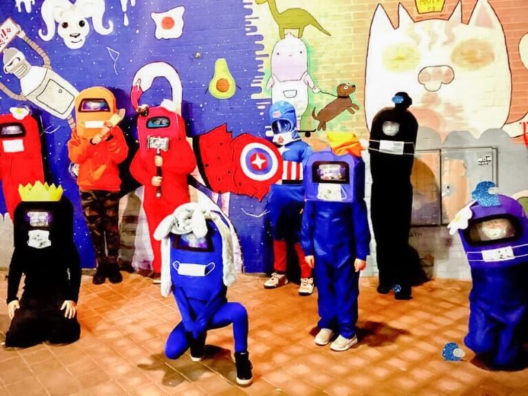 Cómo elegir el mejor disfraz de Among Us para tus fiestas 13 diversos disfraces de among us coloridos