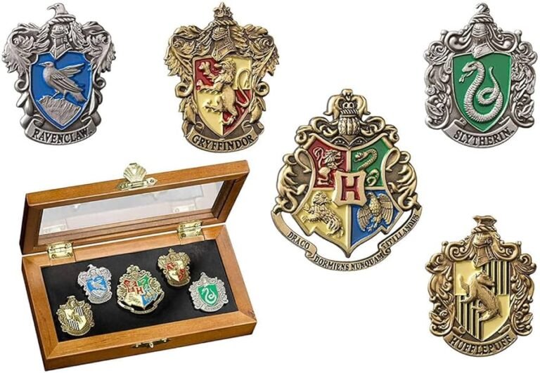escudos de las casas de hogwarts juntos