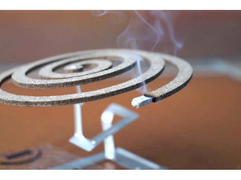 El espiral mata a los mosquitos o solo los ahuyenta