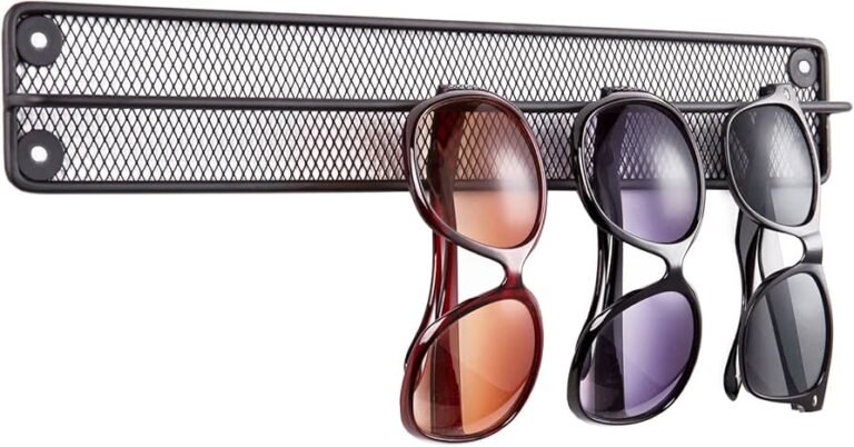 estante de anteojos de sol modernos