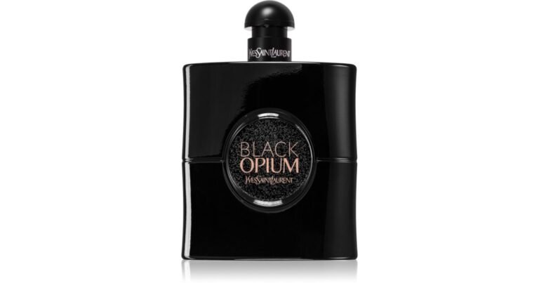 Qué hace a Yves Saint Laurent Black Opium un perfume tan popular 11 frasco de perfume black opium en fondo elegante
