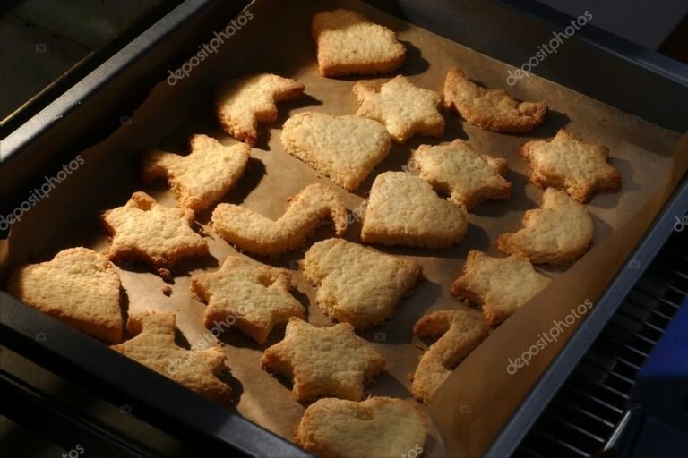 Qué ingredientes y recetas se utilizan para hacer galletitas Nueve de Oro 17 galletas caseras recien horneadas en bandeja