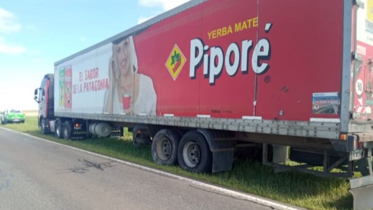 Quién es Mate, el auto de Rayo McQueen en Cars 3 mate el camion de remolque amistoso