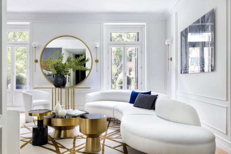 Qué características debe tener una mesa de apoyo para el living 26 mesa de apoyo elegante en un living moderno