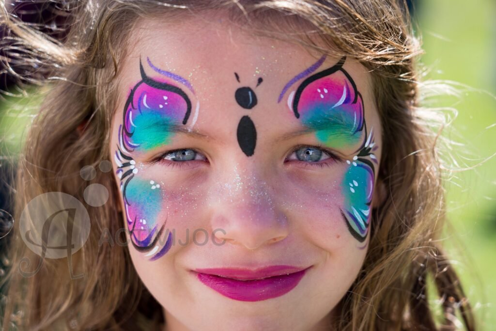 Cómo hacer un maquillaje artístico para nena en simples pasos