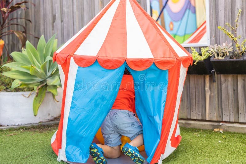 Dónde comprar una casita carpa para niños divertida y segura