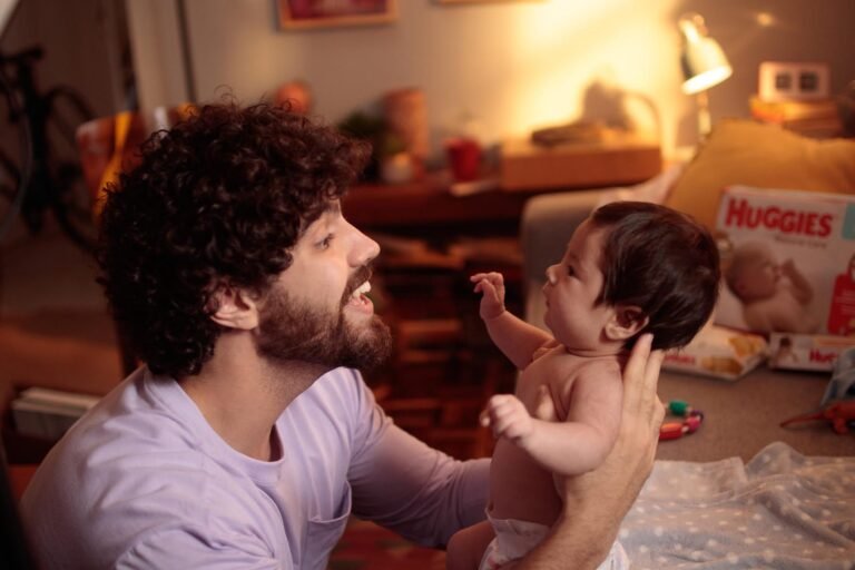 Qué características y beneficios ofrecen los pañales Huggies Supreme Care XG 23 panales huggies en un entorno familiar 1