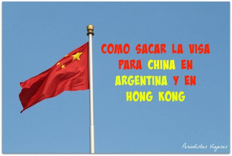Cómo obtener la visa china siendo argentino Guía completa 25 pasaporte argentino junto a la bandera china