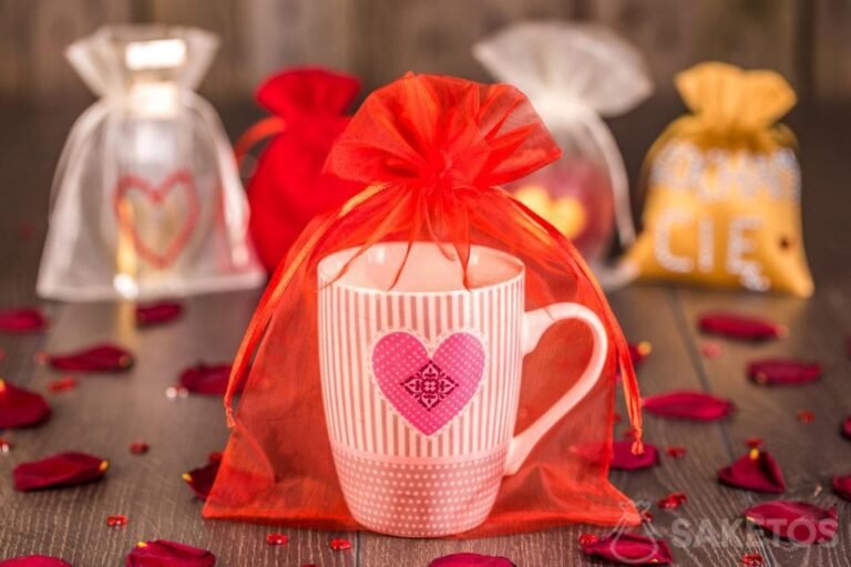 regalo significativo envuelto con amor