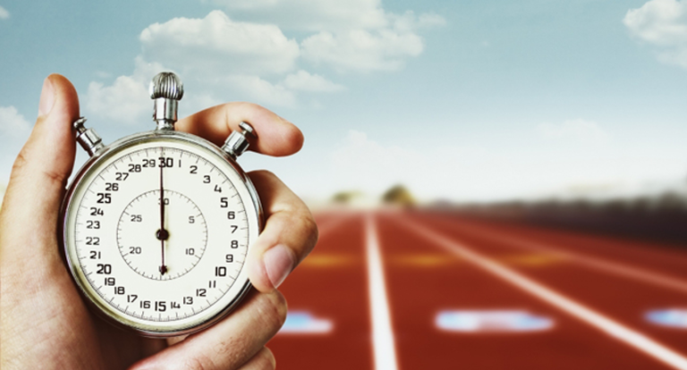 reloj marcado con hora de un partido
