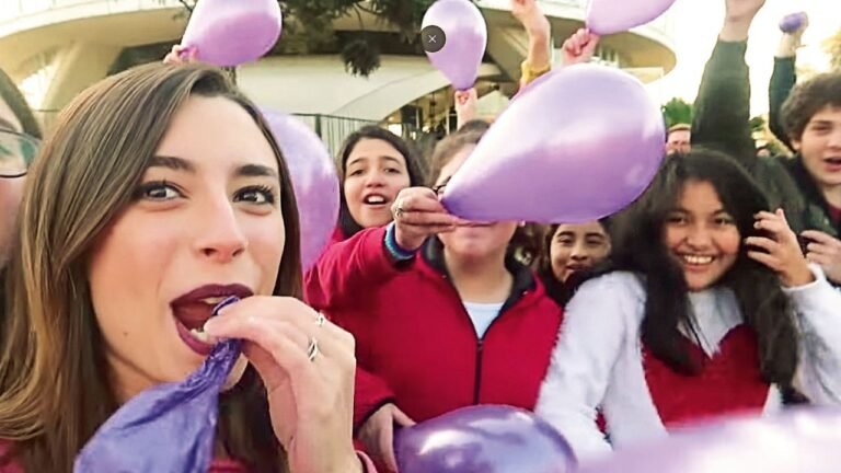 retrato de lyna vallejos en un evento