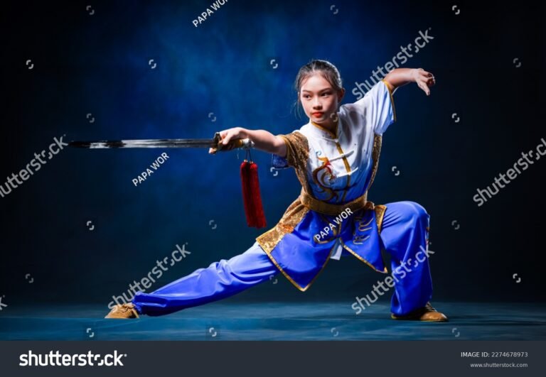traje de kung fu en accion