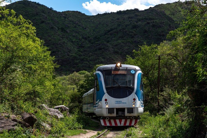 Cuánto cuesta el pasaje en tren a Tucumán desde Buenos Aires