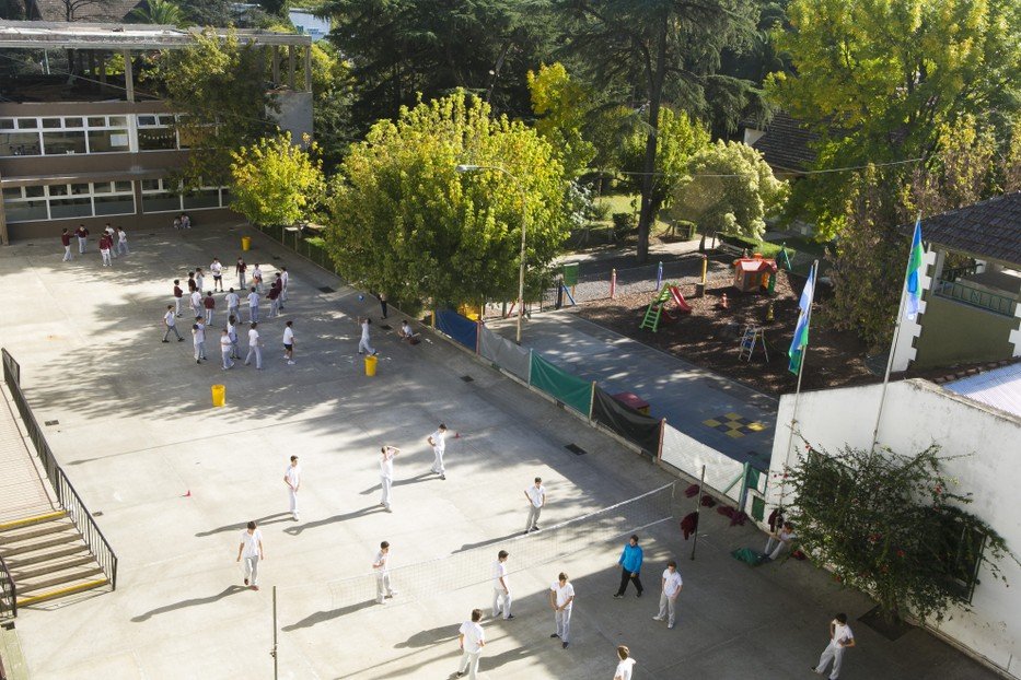Qué características y programas ofrece el Colegio Jesús María de Bella Vista