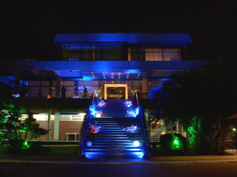 Qué servicios ofrece el Salón Azul en La Plata 6 vista del salon azul en la plata