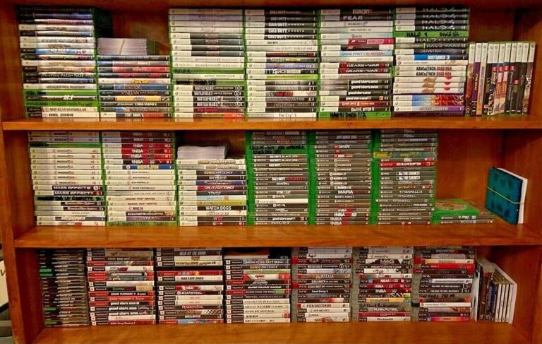 xbox con juegos de carreras en estanteria